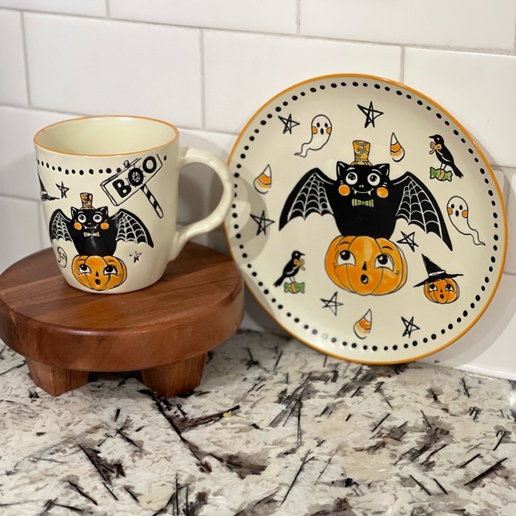 Eli + Ana halloween black bat cup and saucer Halloween pattern - Picture 1 of 2